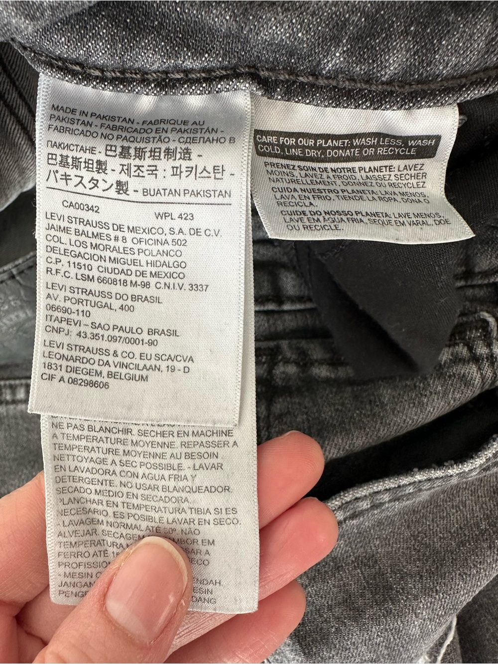 LEVI’S 721 High Rise Distressed Ripped Skinny Jeans Black - Picture 9 of 10